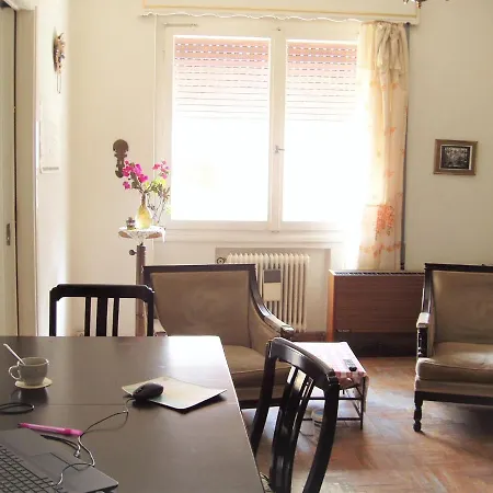 Homestay Work Or Vacation In Shared