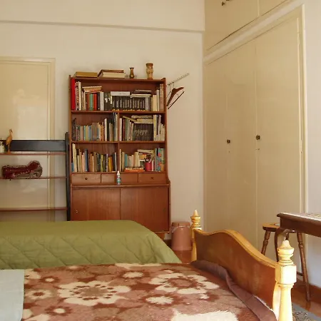 Homestay Work Or Vacation In Shared