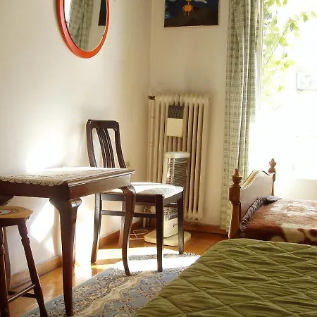 Homestay Work Or Vacation In Shared *